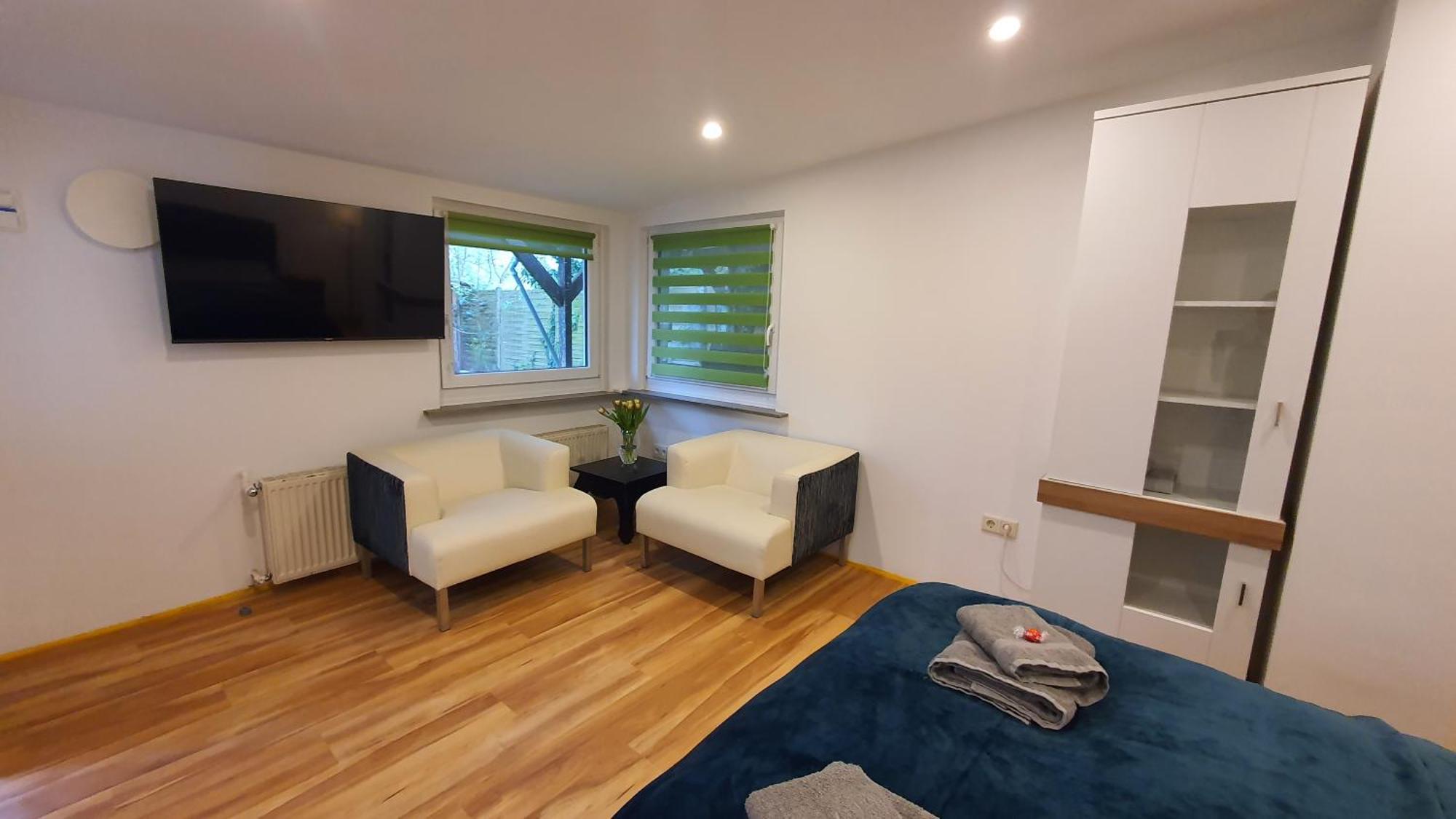 Bungalow An Der Tanne Mit Ueberdachter Terrasse 杜塞尔多夫 外观 照片
