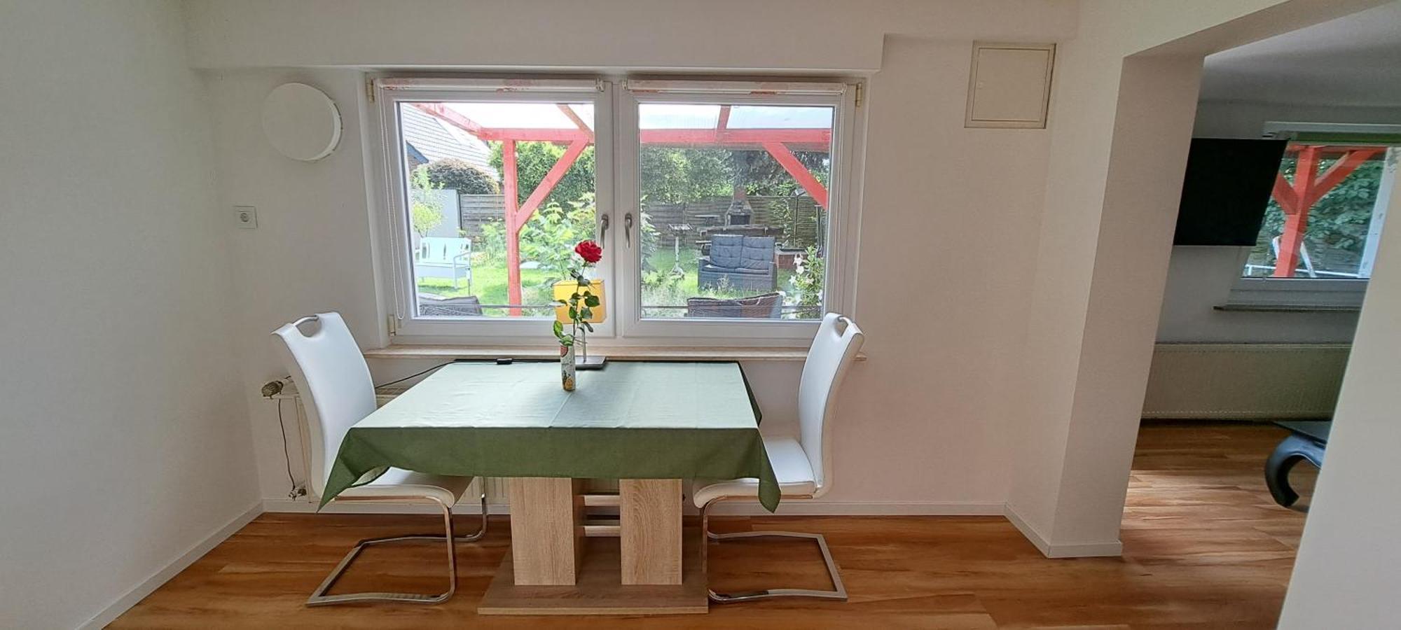 Bungalow An Der Tanne Mit Ueberdachter Terrasse 杜塞尔多夫 外观 照片