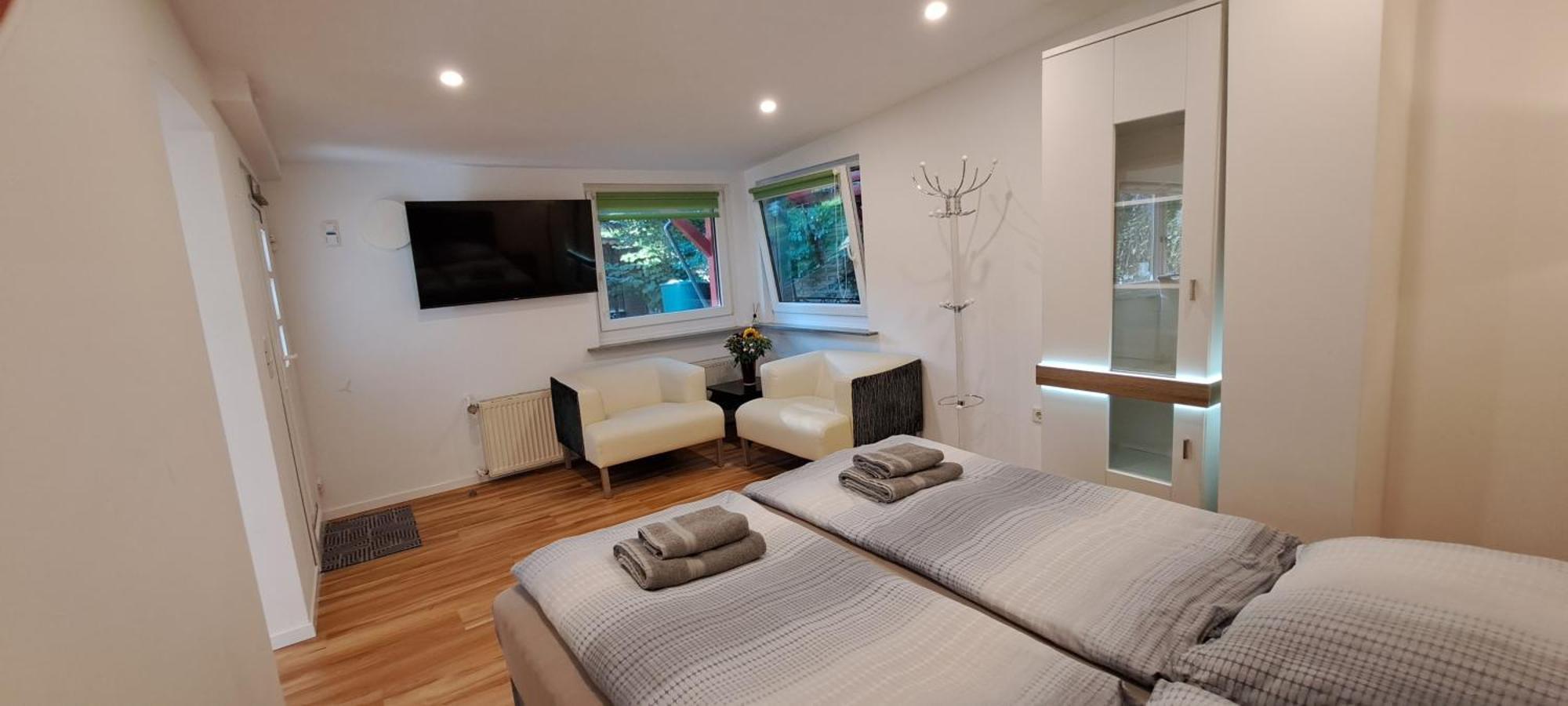 Bungalow An Der Tanne Mit Ueberdachter Terrasse 杜塞尔多夫 外观 照片